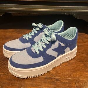 Blue Star Sneakers